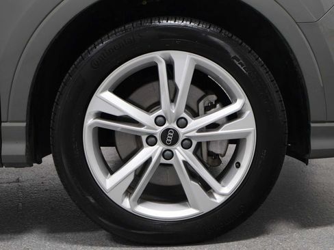 Used 2023 Audi Q3 2.0T Premium w/ Convenience Package AWD/4WD image 12