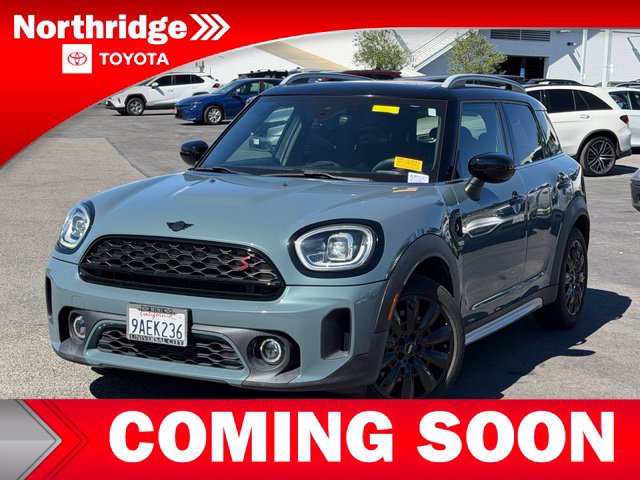Used 2022 MINI Cooper Countryman S w/ Premium Package FWD image 1