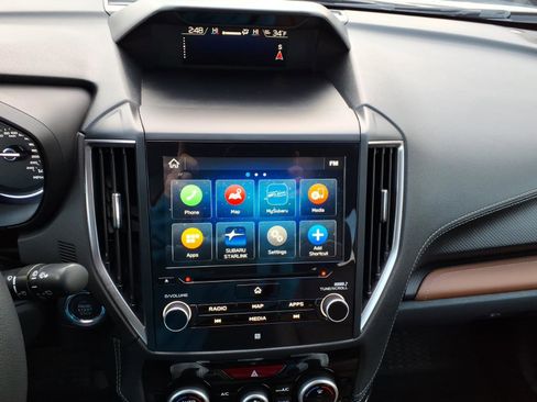 Used 2019 Subaru Forester Touring image 18