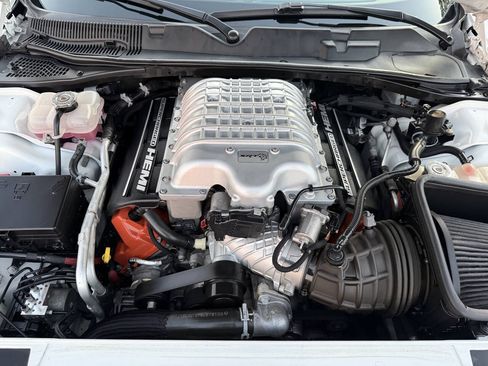Used 2019 Dodge Challenger SRT Hellcat w/ Laguna Leather Package RWD image 45