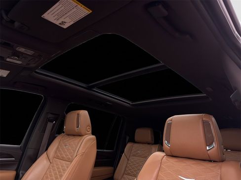 Used 2023 Cadillac Escalade ESV Premium Luxury image 24