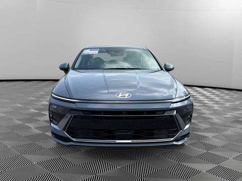 New 2025 Hyundai Sonata Limited image 2