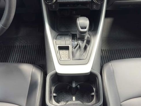 Used 2024 Toyota RAV4 XLE Premium image 20