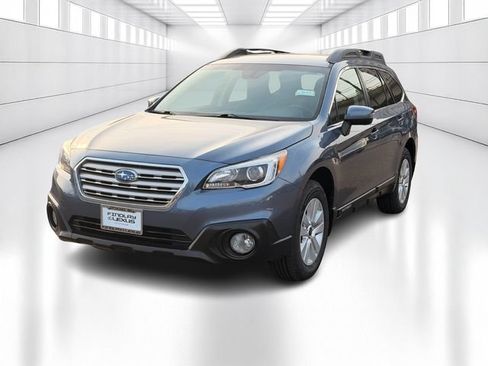 Used 2017 Subaru Outback 2.5i Premium AWD/4WD image 1