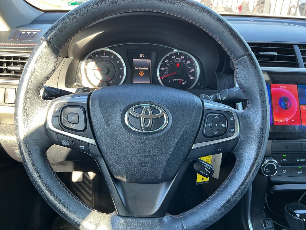 Used 2017 Toyota Camry SE FWD image 21