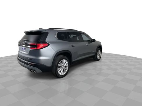 Used 2024 GMC Acadia Elevation image 8