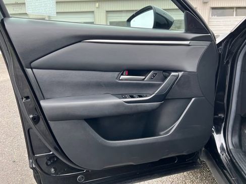 Used 2025 MAZDA CX-50 AWD 2.5 S w/ Preferred Package image 17