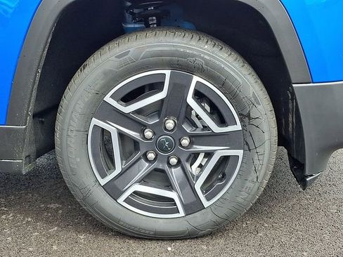 New 2026 Jeep Cherokee Limited image 12