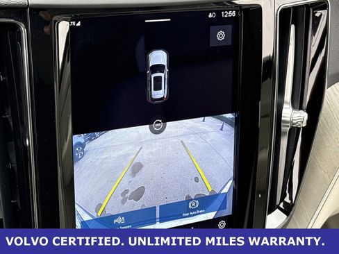 Certified 2023 Volvo XC60 B5 Plus w/ Climate Package image 24
