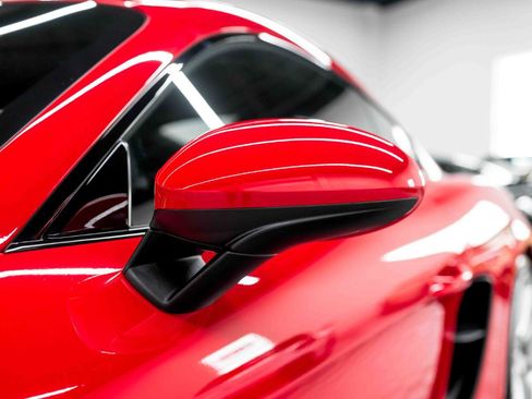 Used 2024 Porsche 718 Cayman GTS RWD image 32
