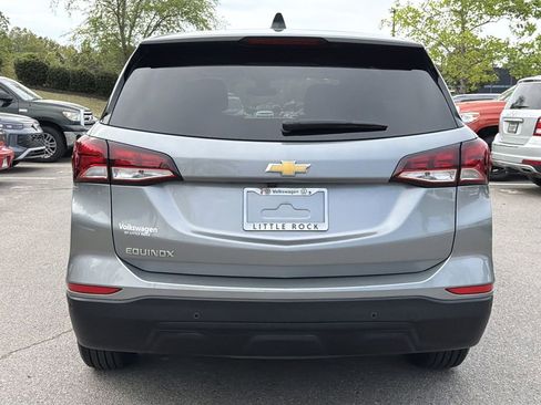 Used 2023 Chevrolet Equinox LS FWD image 4
