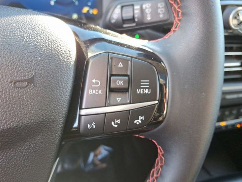 Used 2022 Ford Escape SEL w/ SEL Stealth AWD Package image 22