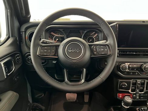 New 2025 Jeep Gladiator Mojave AWD/4WD image 12