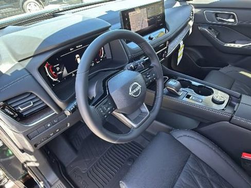 New 2026 Nissan Rogue Platinum w/ Platinum Premium Package AWD/4WD image 10