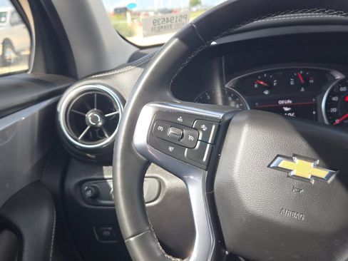 Used 2024 Chevrolet Blazer LT FWD image 19