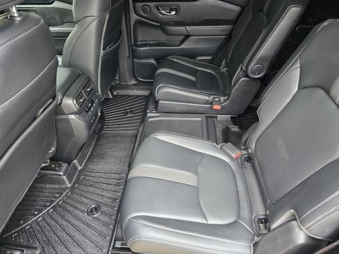 Used 2024 Honda Pilot EX-L image 21