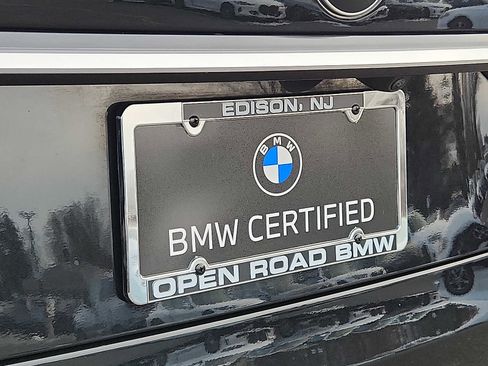 Certified 2023 BMW X7 xDrive40i w/ Executive Package image 30