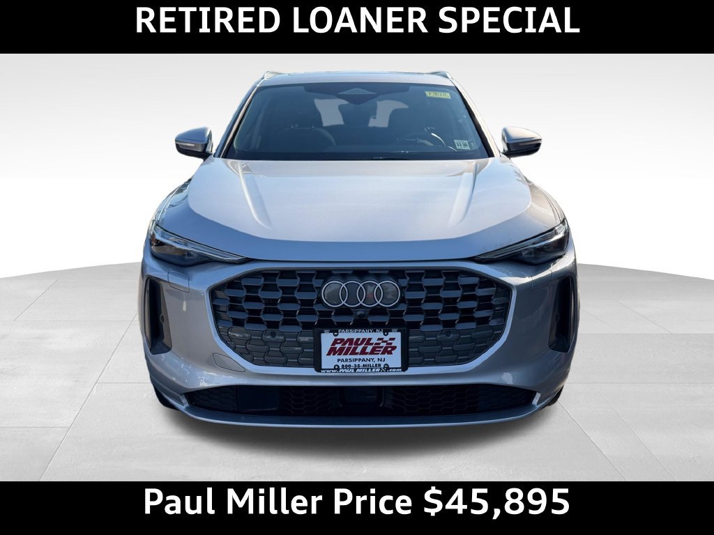 Used 2025 Audi Q5 Premium w/ Premium Plus AWD/4WD image 2