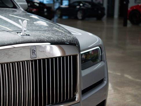 Used 2020 Rolls-Royce Cullinan image 25