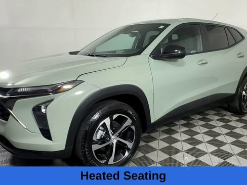 Used 2024 Chevrolet Trax RS w/ Driver Confidence Package FWD image 6