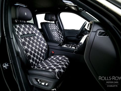 New 2026 Rolls-Royce Cullinan image 38