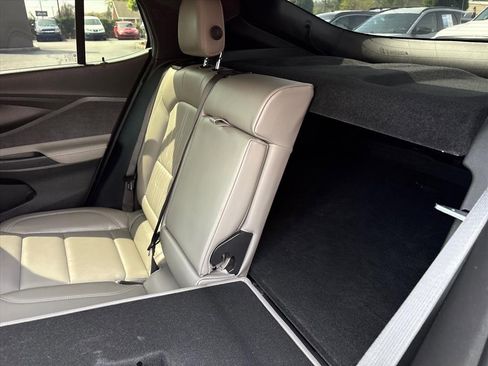 Used 2024 Buick Envista Avenir FWD image 17