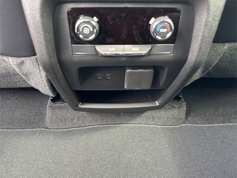 New 2026 Chevrolet Traverse Z71 w/ Enhanced Driving Package image 32