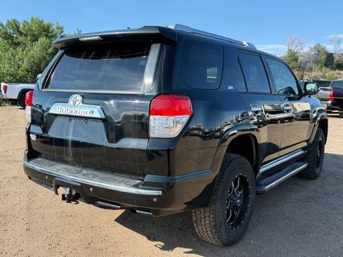 Used 2012 Toyota 4Runner SR5 AWD/4WD image 6
