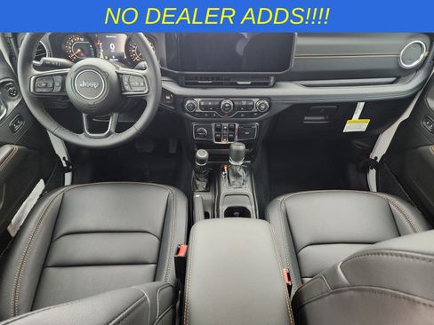 New 2026 Jeep Gladiator Mojave AWD/4WD image 23