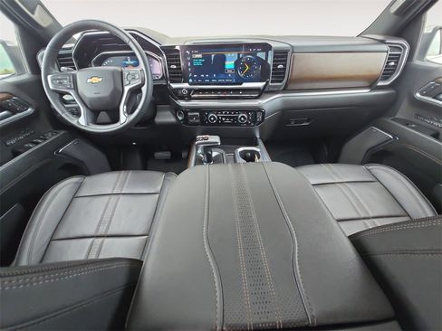 Certified 2023 Chevrolet Silverado 1500 High Country w/ High Country Premium Package image 10