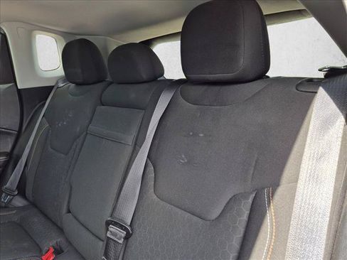 Used 2018 Jeep Compass Sport FWD image 13