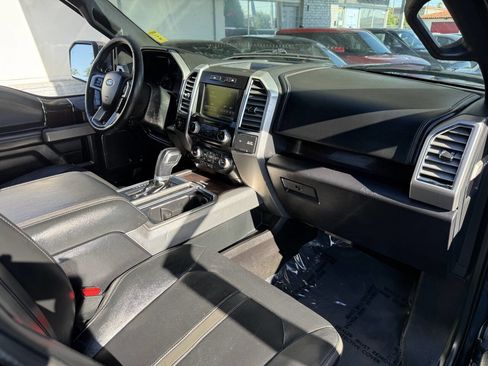 Used 2015 Ford F150 Platinum w/ Equipment Group 701A Luxury AWD/4WD image 19