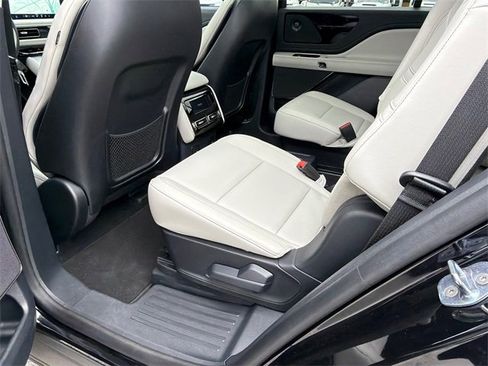 Used 2025 Lincoln Aviator 2WD w/ Equipment Group 101A image 21