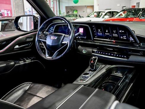 Used 2022 Cadillac Escalade ESV Sport image 34