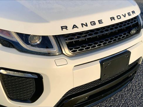 Used 2018 Land Rover Range Rover Evoque Landmark Edition image 28