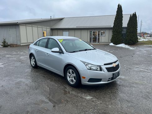 Used 2014 Chevrolet Cruze LT image 7