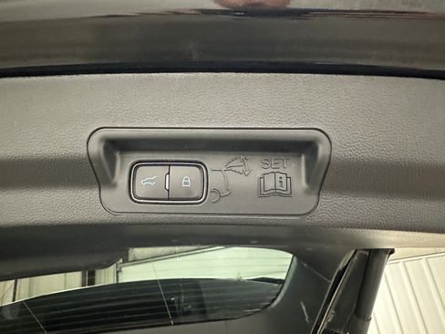 Certified 2023 Ford Explorer Limited w/ Equipment Group 301A image 34