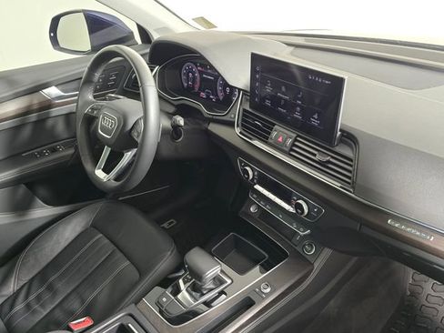 Used 2022 Audi Q5 2.0T Premium Plus w/ Premium Plus Package AWD/4WD image 10