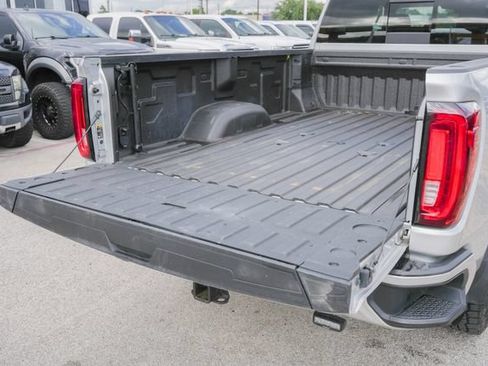 Used 2020 GMC Sierra 3500 Denali w/ Denali Ultimate Package AWD/4WD image 11