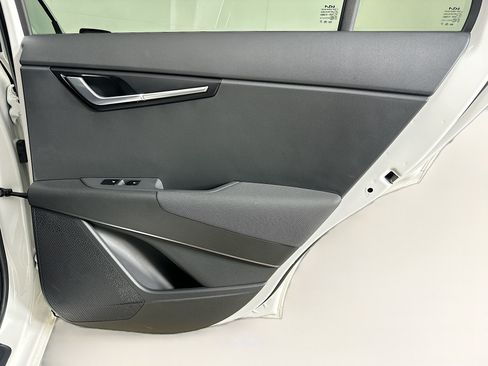 Used 2024 Kia Niro Wind w/ Wind Preserve Package FWD image 30