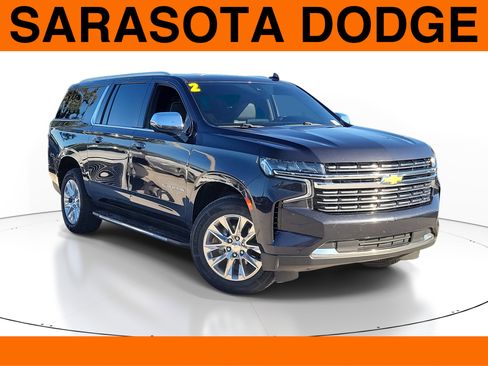 Used 2022 Chevrolet Suburban Premier image 1