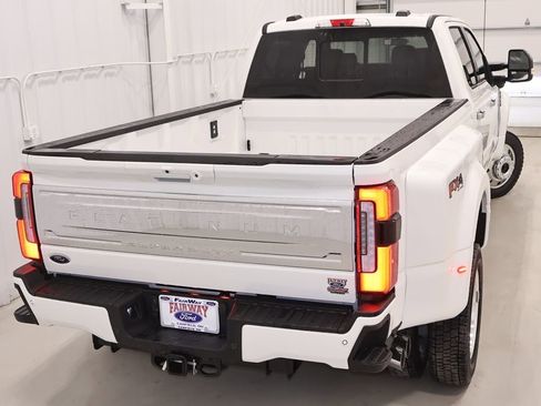 New 2026 Ford F450 Platinum w/ Platinum Plus Package AWD/4WD image 42