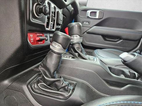 Used 2022 Jeep Wrangler Unlimited Rubicon 4xe w/ Steel Bumper Group image 9