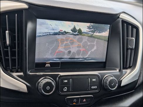 Used 2022 GMC Terrain SLE w/ Driver Convenience Package FWD image 19