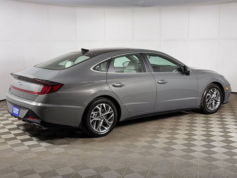 Certified 2023 Hyundai Sonata SEL w/ Convenience Package image 11