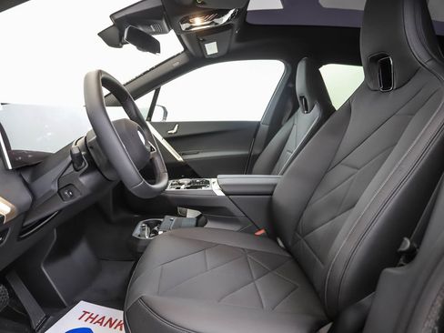 New 2026 BMW iX xDrive60 w/ Premium Package image 11