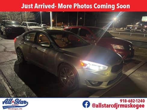 Used 2014 Kia Cadenza Premium w/ Luxury Package image 1