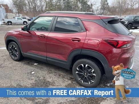 Used 2023 Chevrolet TrailBlazer LT w/ Convenience Package image 2