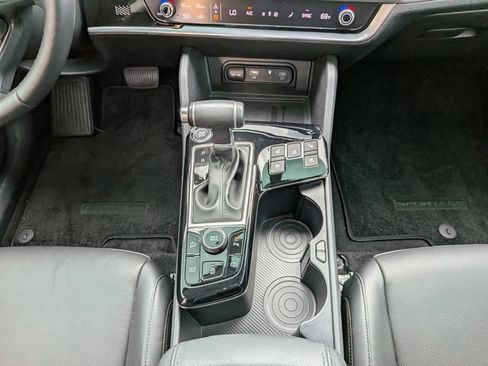 Certified 2024 Kia Sportage SX FWD image 21