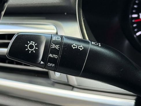 Used 2022 Kia Telluride S AWD/4WD image 21